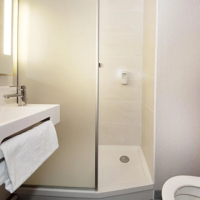غرفة ثلاثية، B&B Hotel Castres Centre Gambetta 10/10