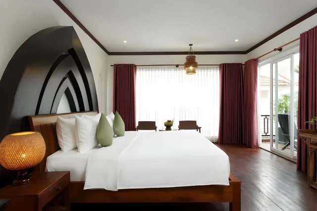 غرفة ديلوكس بسرير مزدوج بإطلالة على المسبح بشرفة، Sakaban Residence 1/1
