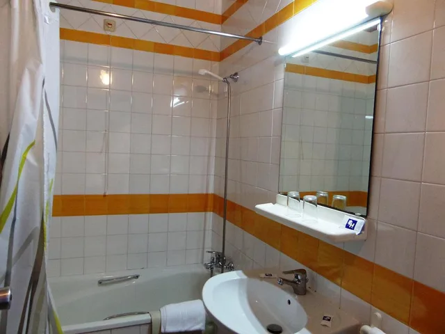 Room, Twin Beds, Side Sea View، Luar Hotel 3/3