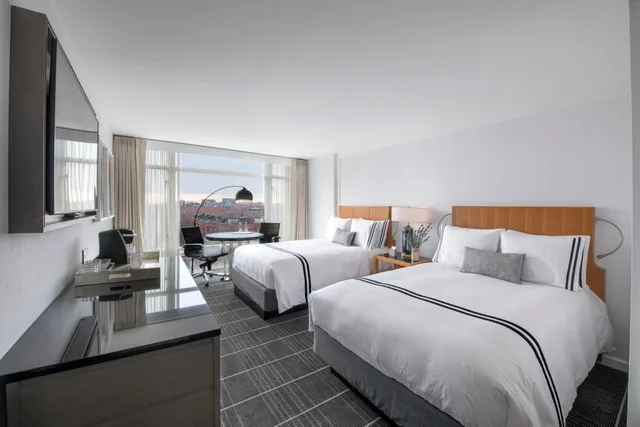 Premier, Deluxe, 2 Double Beds, Colonnade Hotel 1/1