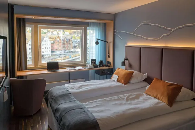 غرفة قياسية بسريرين منفصلين، Scandic Ishavshotel 1/2