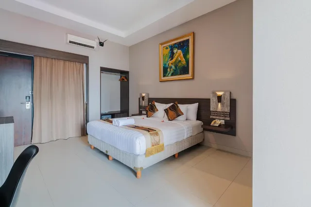 غرفة ديلوكس بإطلالة على المسبح، Padma Sari Hotel 10/10