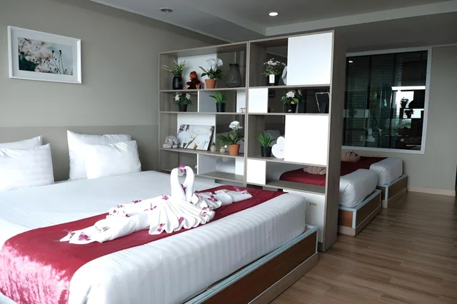 غرفة عائلية بسريرين منفصلين، The Beach Front Resort Pattaya 1/1