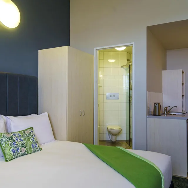 غرفة قياسية بسرير كوين وسرير فردي، Ibis Styles Invercargill 8/25