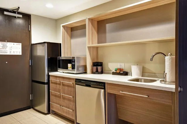استوديو بسرير كينج مع أريكة لذوي الإعاقة، Home2 Suites by Hilton Victorville, CA 4/4