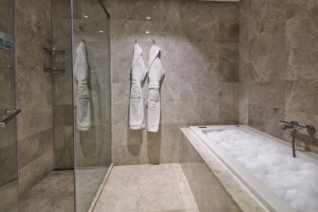 بنتهاوس بسريرين منفصلين وسريرين كينج بـ4 غرف نوم، Anthill Suites 8/8