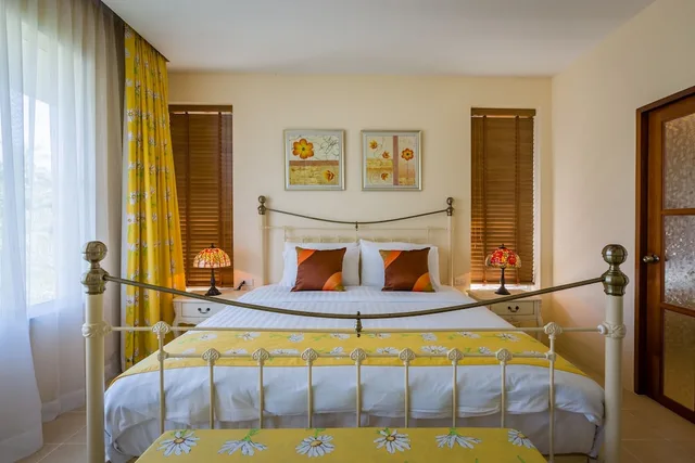 Beach, 9 Bedrooms, Villa, 9 King Beds, Private Pool, Fisherman Way Beach Resort 9/10