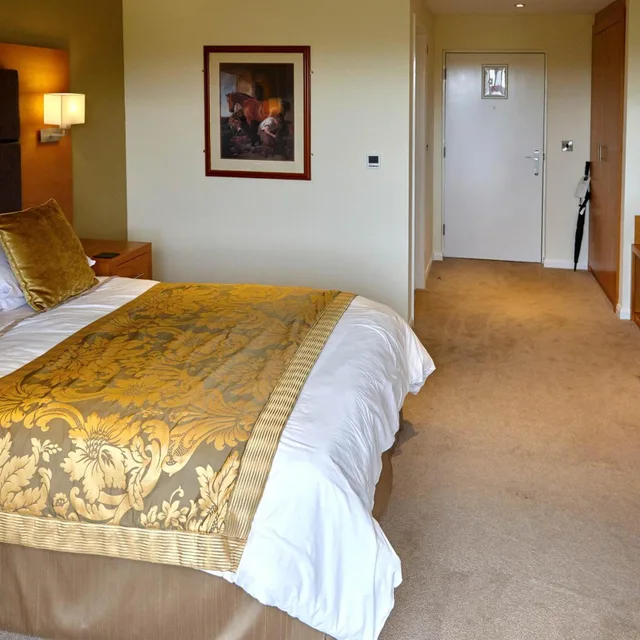 غرفة ديلوكس بسرير مزدوج بشرفة، Hundith Hill Hotel 3/6