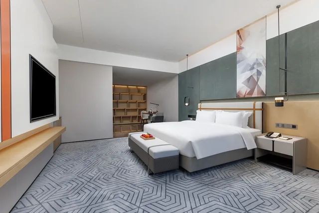 غرفة تنفيذية بسرير كينج، UrCove by Hyatt Dongguan Fenggang 3/4