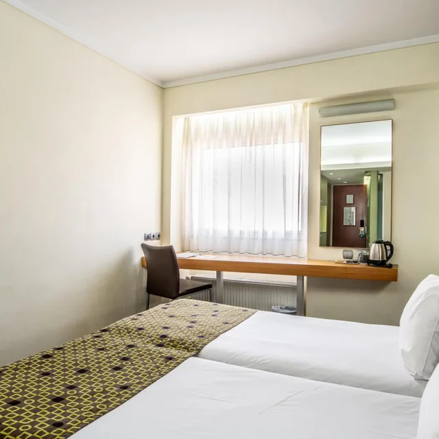 غرفة بسريرين منفصلين، Capsis Hotel Thessaloniki 5/10