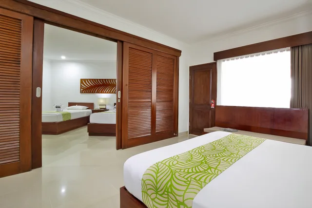 غرفة عائلية بسرير مزدوج وسرير فردي، DEWI SRI HOTEL 6/7