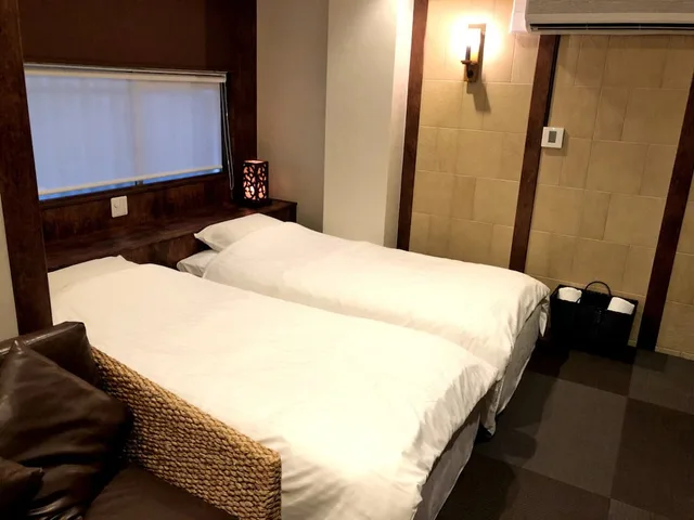 غرفة يابانية عصرية بسريرين منفصلين، Hotel 3o clock Tennoji 1/2