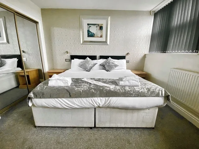 Superior, Double Bed, The Royal Seabank Hotel 1/3