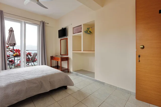 استوديو أساسي بإطلالة على البحر، Ballas Apartments 3/5