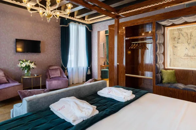 Duchess, Exclusive, Suite، DONA PALACE 4/10