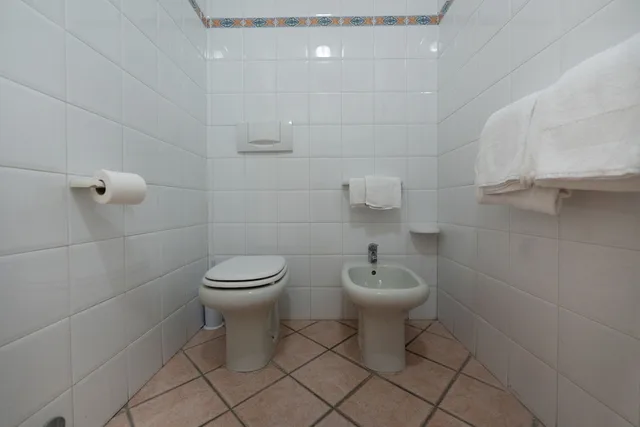 غرفة ثلاثية بفراش فوتون وسرير مزدوج وسرير فردي، Hotel Residence Sant Angelo 5/6