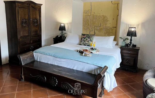 جناح جونيور بسرير كينج، Ciel Luxe Hotels Antigua Guatemala 1/7