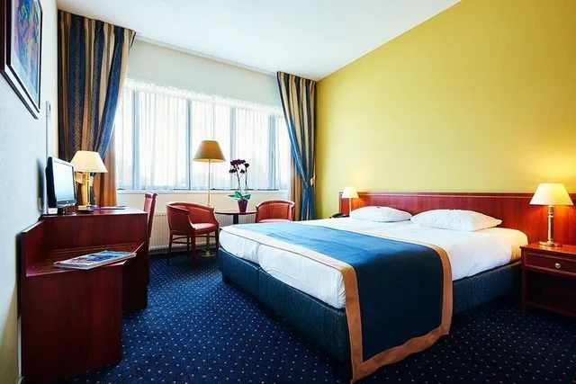 غرفة قياسية بسريرين منفصلين، Hotel ten Cate 1/3