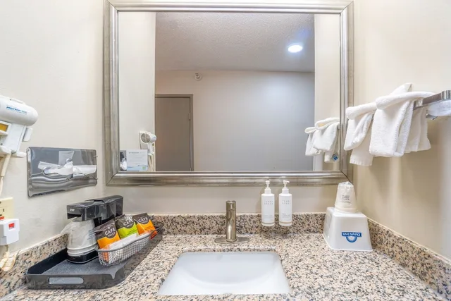 غرفة بسرير كينج، Days Inn by Wyndham Sioux City 10/10