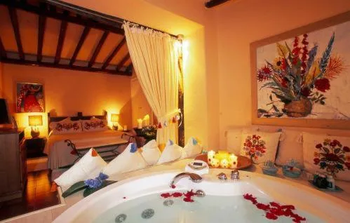 جناح، Su Gologone Experience Hotel 4/7