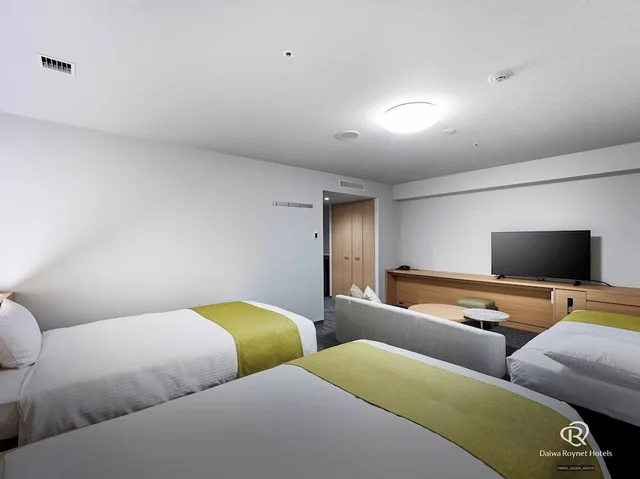 غرفة ديلوكس بسريرين منفصلين بإطلالة على المدينة للمدخنين، Daiwa Roynet Hotel WAKAYAMA 2/4