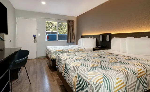 غرفة ديلوكس بسريرين كوين، Motel6 Rancho Cordova, CA - Rancho Cordova East 2/9