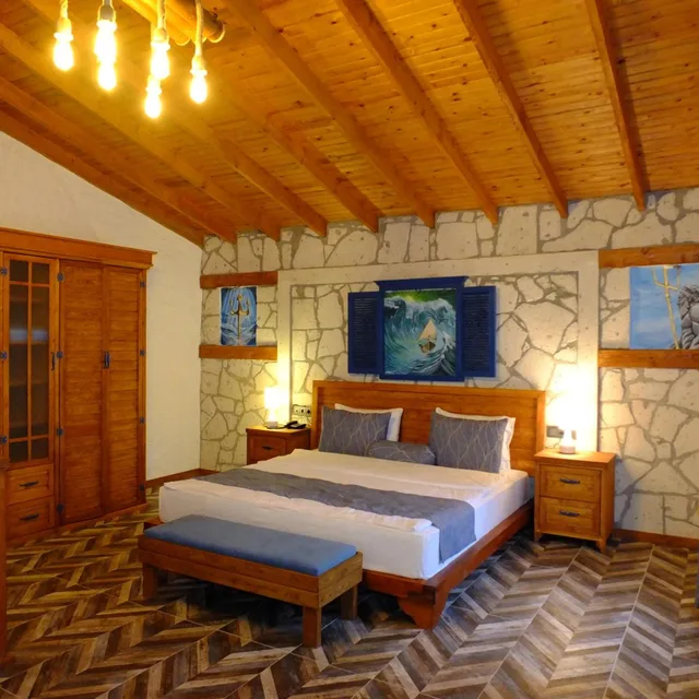 جناح جونيور، RISUS GARDEN MARINA HOTEL KUSADASI 2/10