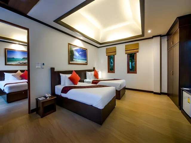 2 Bedrooms, Pool, Double and Twin Beds، Paitan Villas Resort 2/3