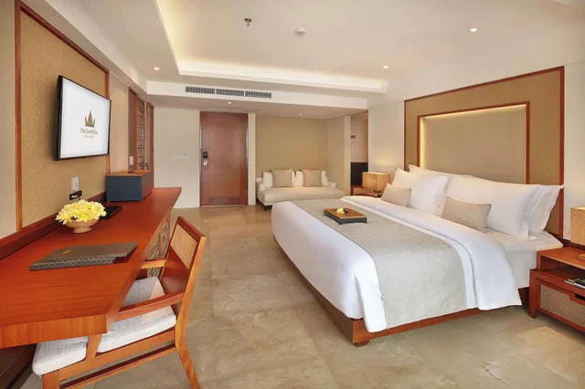 Deluxe, Double Bed, The Bandha Hotel & Suites 1/8