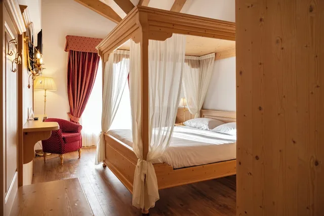 جناح بسرير مزدوج مع أريكة، Beverly Hotel 9/10