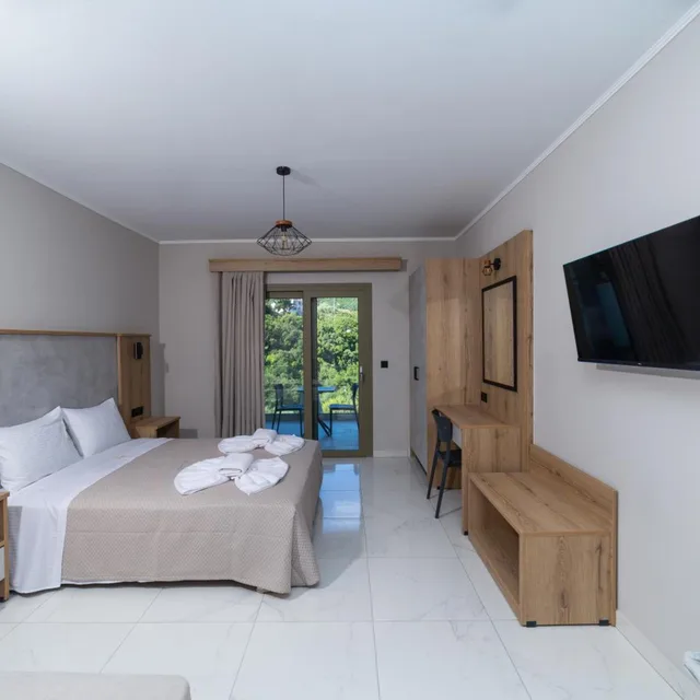 غرفة ديلوكس بسرير مزدوج، Sky View Suites 5/10