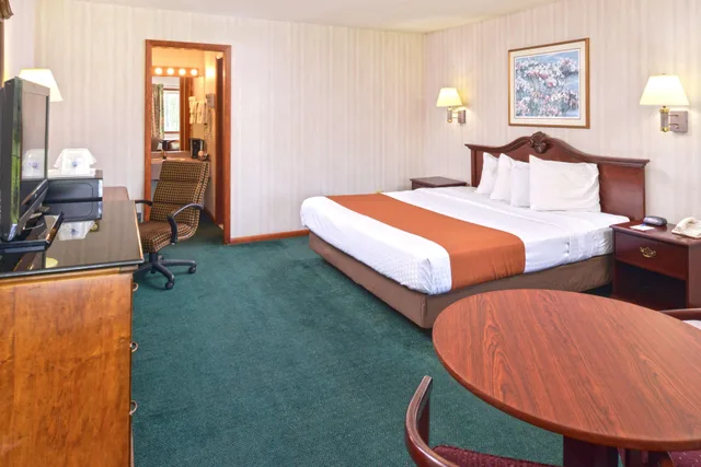 غرفة ديلوكس بسرير كينج، Americas Best Value Inn-Plattsburgh 2/5