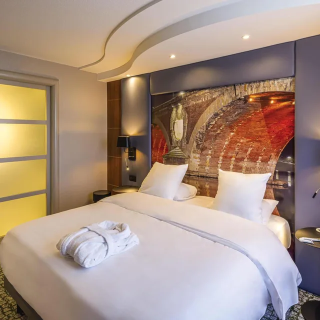Superior, Suite, Sofa, Mercure Toulouse Centre Compans Hotel 2/9