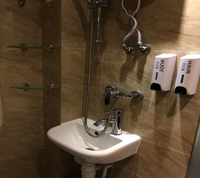 غرفة قياسية بسرير مزدوج، Rich Hotel 7/7