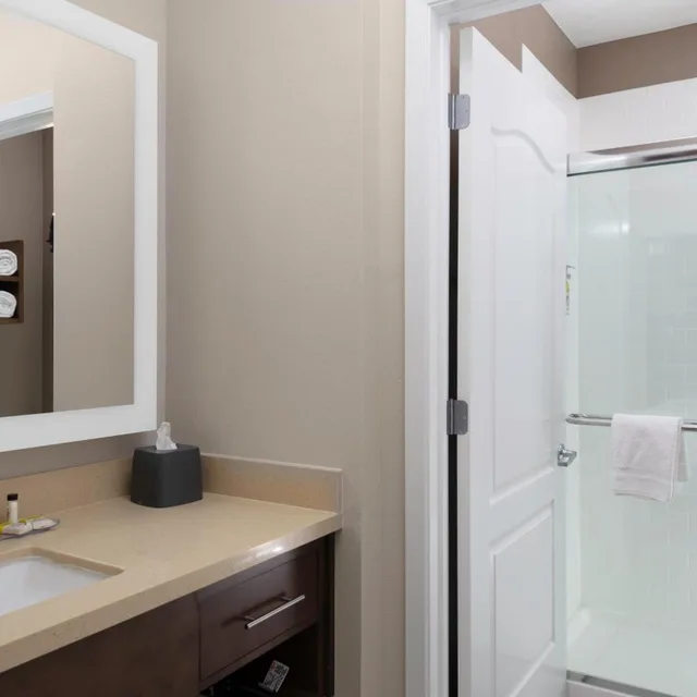 غرفة بسرير كينج لذوي الإعاقة، Staybridge Suites Cedar Park - Austin N 2/2
