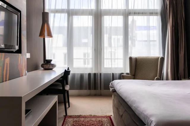 King Deluxe Room, Hotel JL No76 3/6