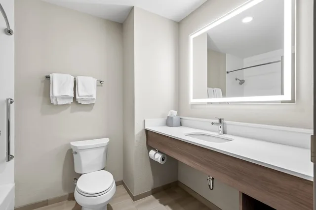 غرفة قياسية بسرير كوين، Holiday Inn Express Hotel Suites Ogden 9/9
