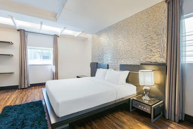 جناح، A&EM Corp - The Petit Hotel 5/7