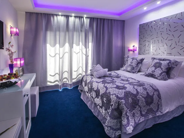 غرفة بسرير مزدوج بإطلالة على الجبل، Diana Parc Hotel 2/5