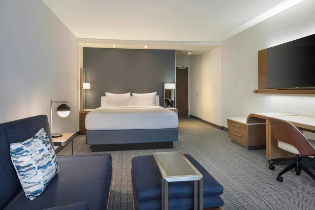 غرفة بسرير مزدوج، Courtyard Redwood City 7/10