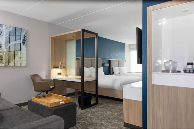 جناح بسريرين كوين مع سرير سحّاب إضافي لذوي الإعاقة، SpringHill Suites by Marriott Durham City View 4/4