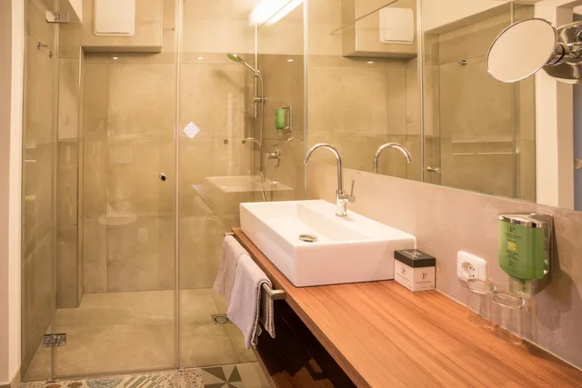 غرفة عائلية، Das Grune Hotel Zur Post - 100 Bio 4/4
