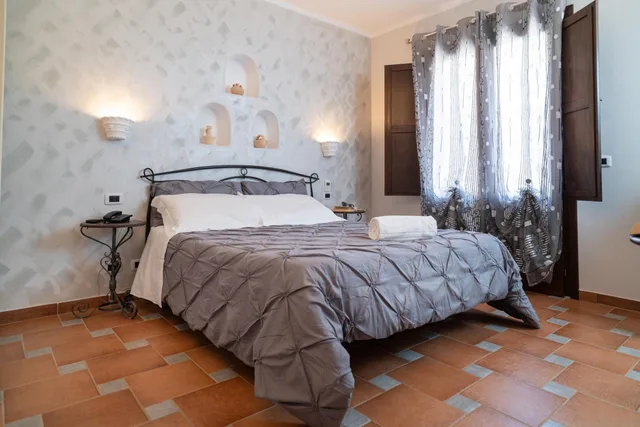 Room, Double or Twin Bed, Il Marchese 1/1
