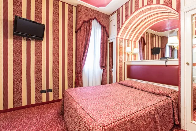 غرفة ثلاثية بسرير مزدوج وسرير فردي، Hotel Alcyone 4/10
