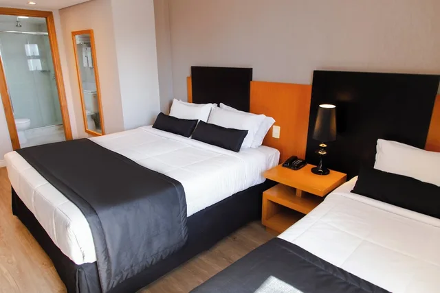 غرفة عائلية ثلاثية بسرير مزدوج وسرير فردي، Slaviero Hotel Curitiba Batel 2/10