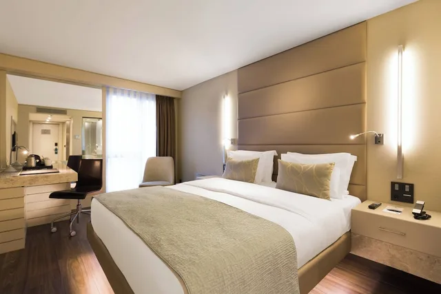 غرفة بسرير كينج، Ac Hotel Istanbul Macka 1/11