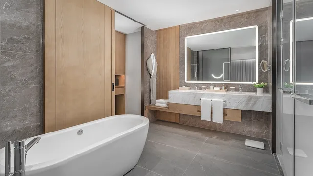 1 Bedroom, Suite, Single Bed, Dining Area, Holiday Inn Wuhan Houguan Lake by IHG 5/6
