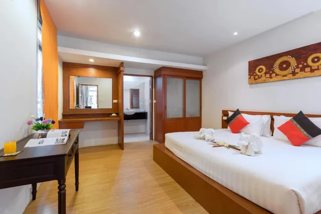 جناح بإطلالة على الحديقة بغرفة نوم واحدة، Phuket Sea Resort 2/5