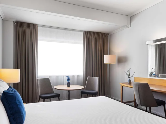 جناح سوبيريور بسرير كينج، Novotel Perth Langley 3/6