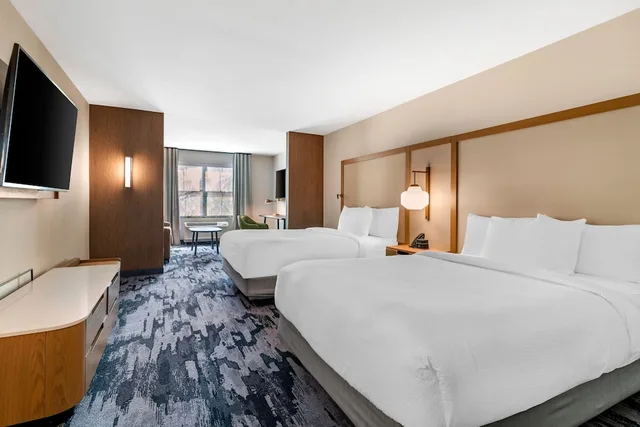 Suite, 2 Queen Beds, Sofa, Fairfield Inn & Suites North Conway 1/7